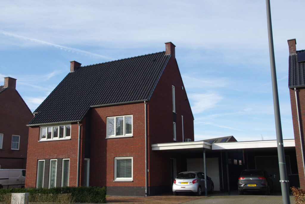Nieuwbouw ruime woning in Beek en Donk